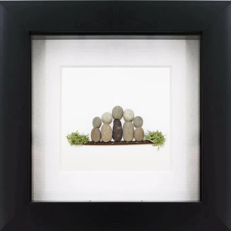 Family of 5 Irish Pebble Art Frame