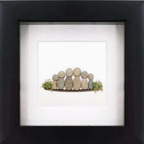 Family of 6 Irish Pebble Art Frame