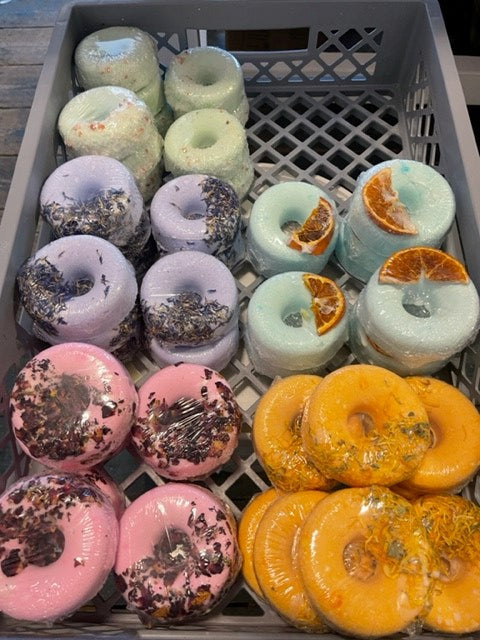 Sea Salt and Sandalwood doughnut bath bomb