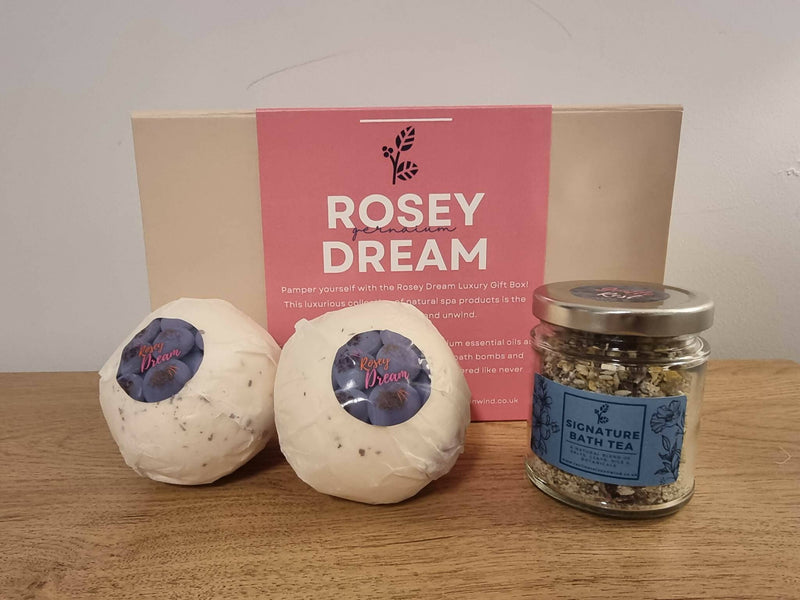 ROSEY DREAM - Luxury Gift Box Medium