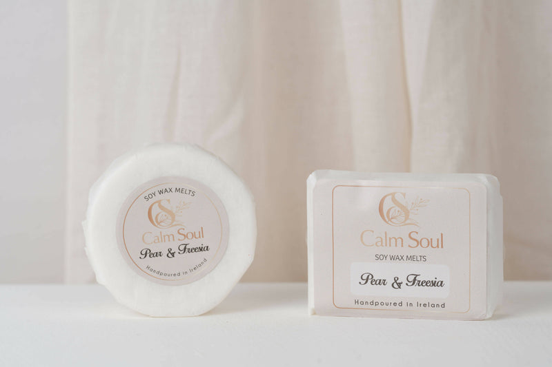 Calm Soul pear & freesia luxury soy wax melt