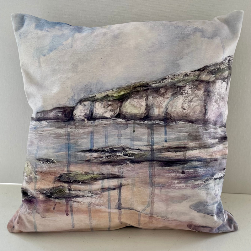 PURPLE WHITEROCKS Cushion