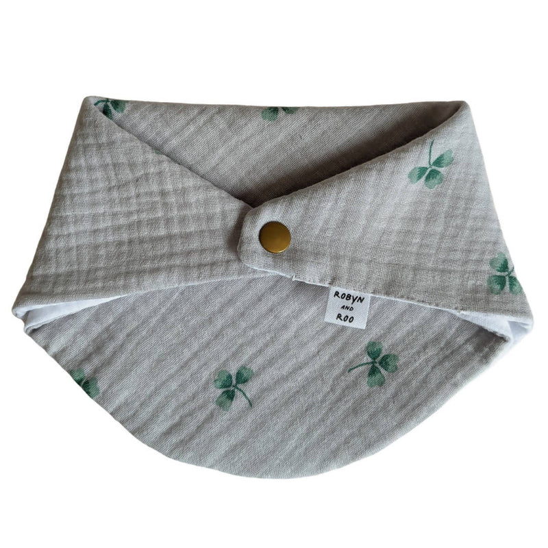 Clover Reversible Muslin Double Bib