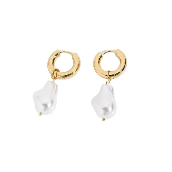 Amélie Pearl Earrings
