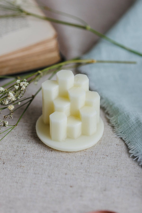 Giant's Causeway Beeswax Waxmelts - Pack of 10