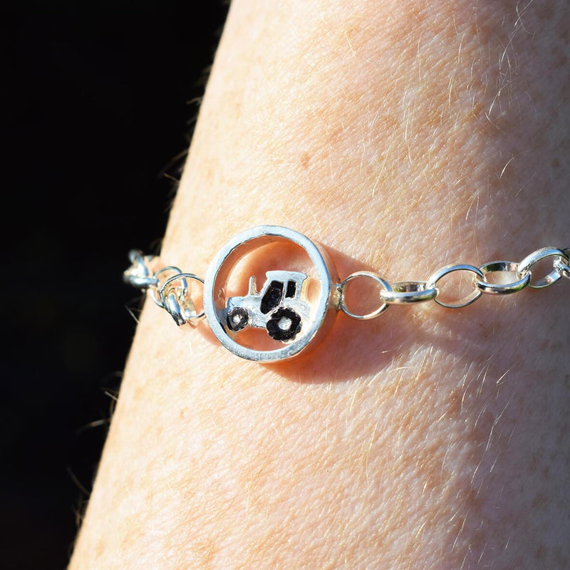 Silver circle tractor bracelet